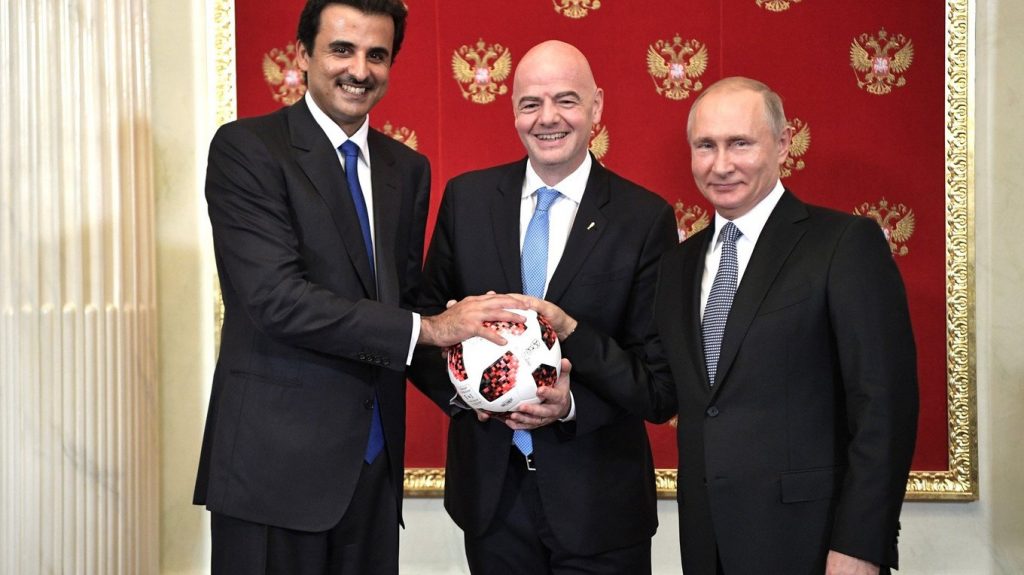قطر تتسلم راية تنظيم مونديال 2022