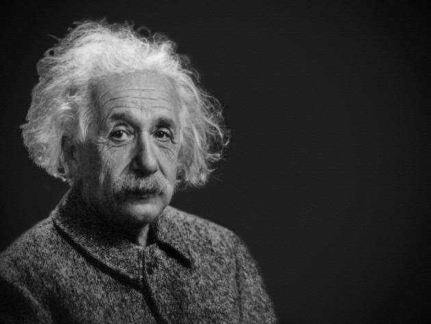 نظريات ألبرت أينشتاين