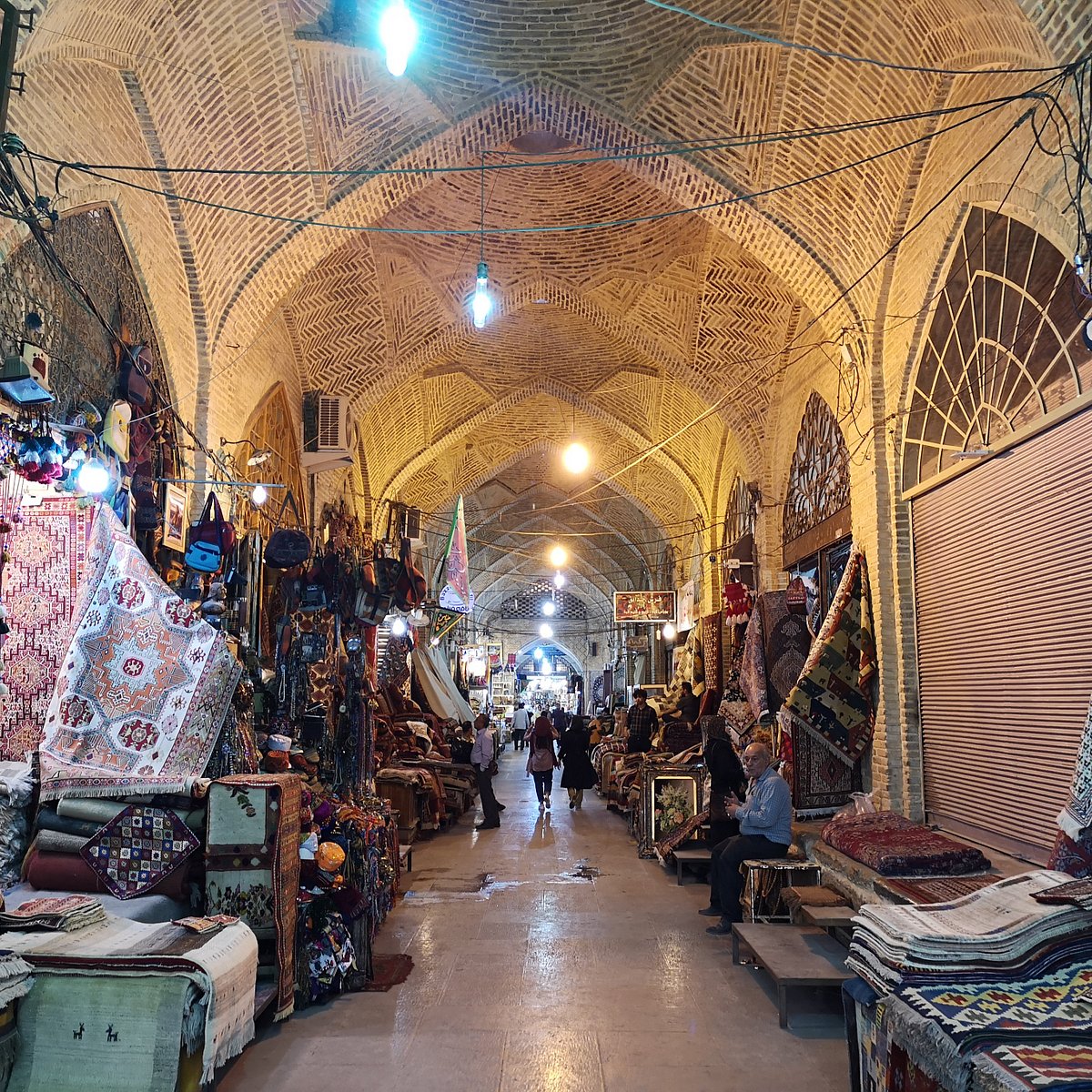 سوق وكيل التاريخي في شيراز 