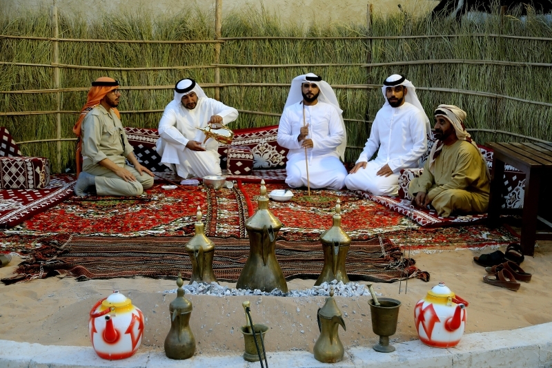 العادات والتقاليد في الإمارات