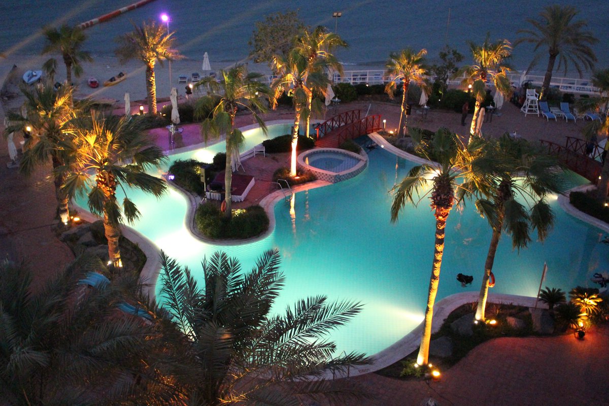 فندق موفنبيك البدع في الكويت
