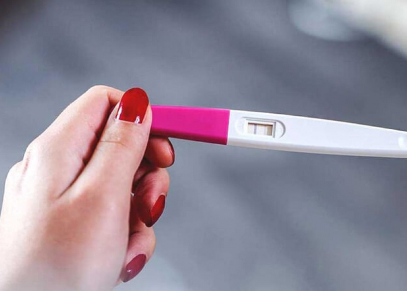 هل الإفرازات المهبلية علامة مبكرة على الحمل