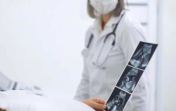 متى يظهر إذا كان الجنين مشوه