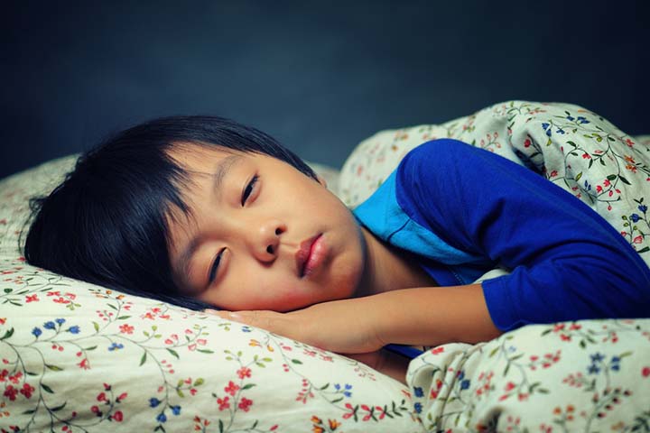 النوم الغزلاني عند الأطفال