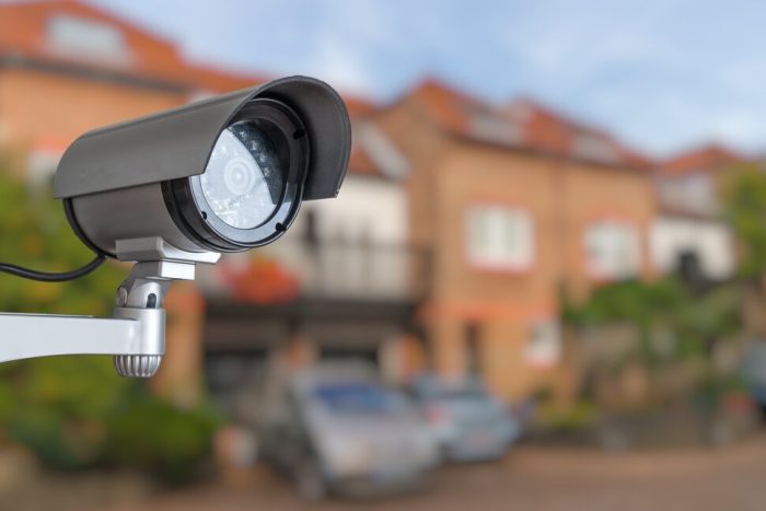 أنواع كاميرات المراقبة في المنزل
